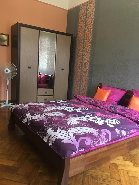 1 Starodubska Apartment Lviv Eksteriør billede